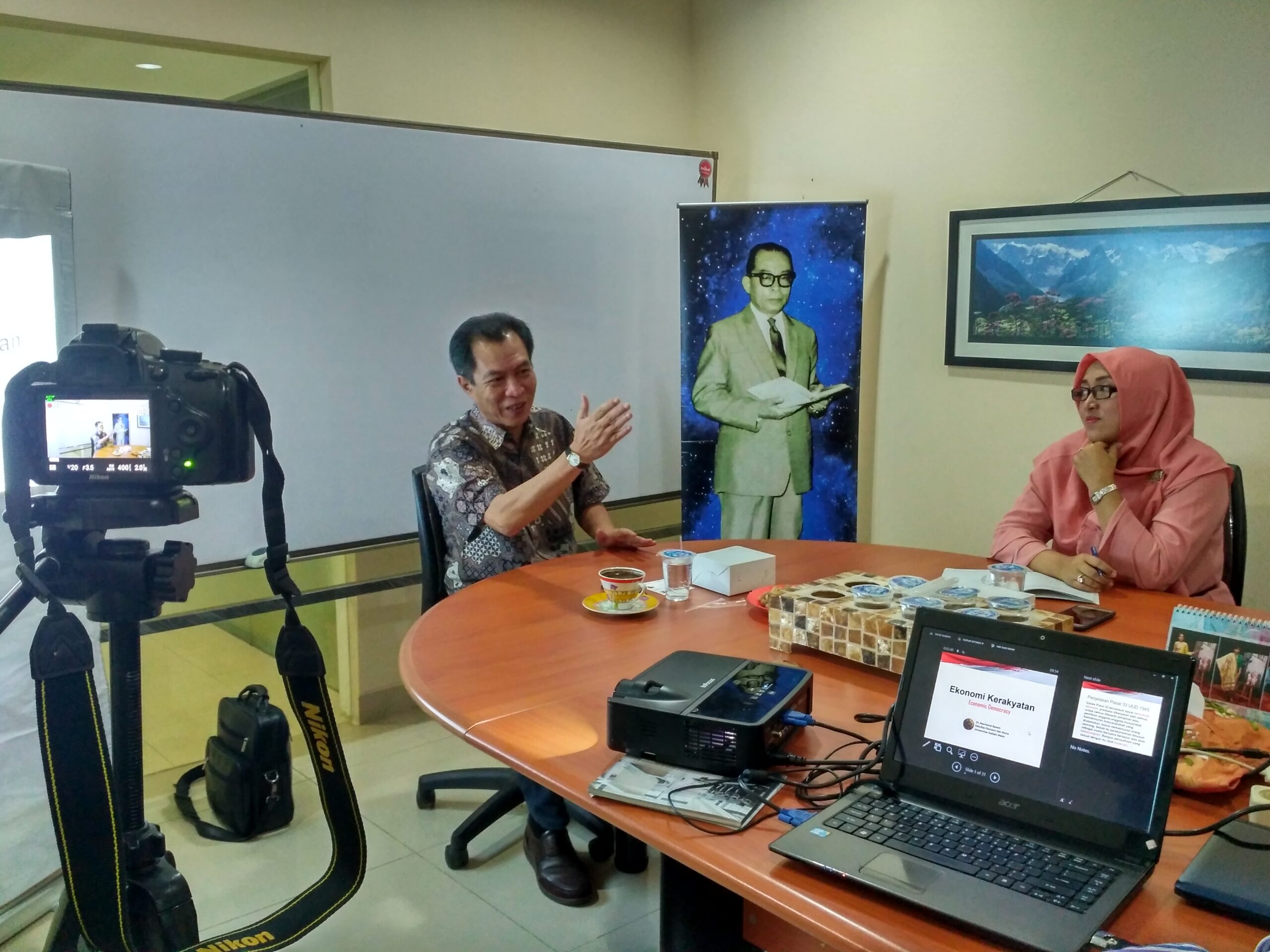 Seminar P. Revrisond Baswir
